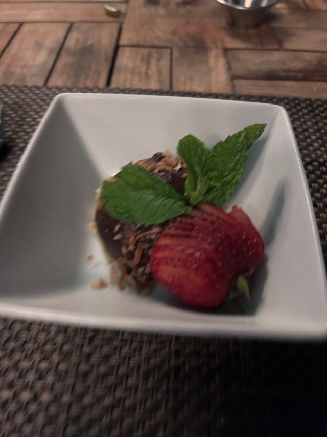 Fine Dining Maui: Farm To Table That You Can Avoid